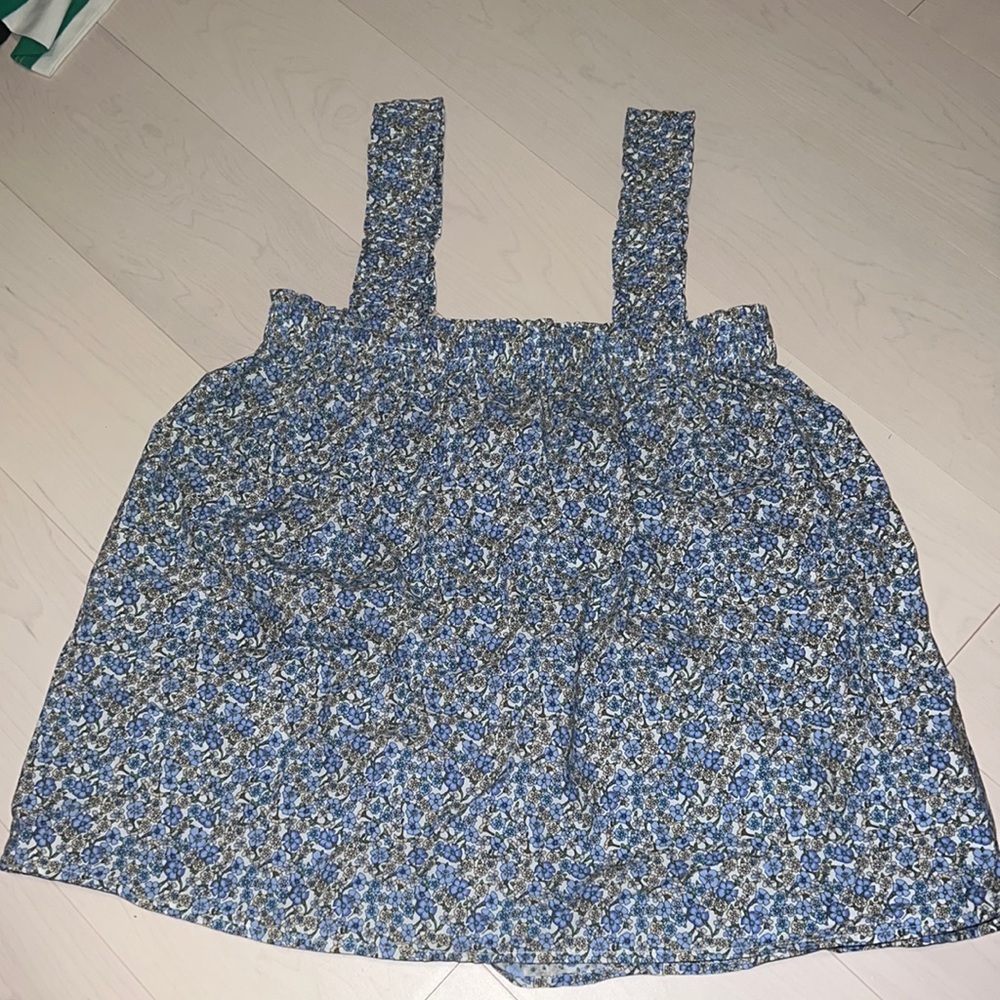 Floral tank